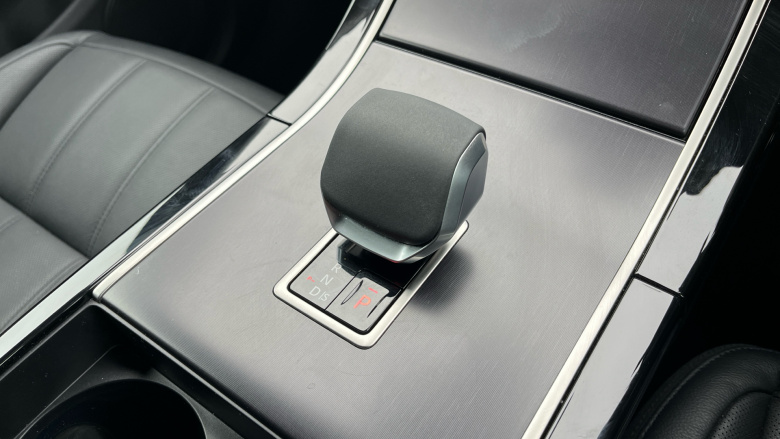 Land Rover Range Rover Evoque 2.0 D200 Dynamic SE 5dr Auto Diesel Hatchback